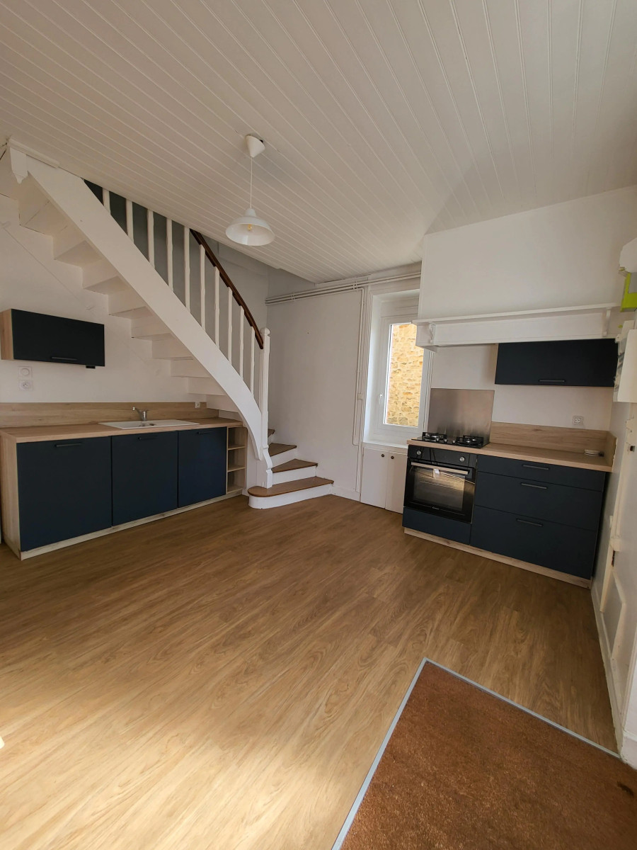 
                                                Location
                                                 Maison T4 73m² à Sarlat-la-Canéda
