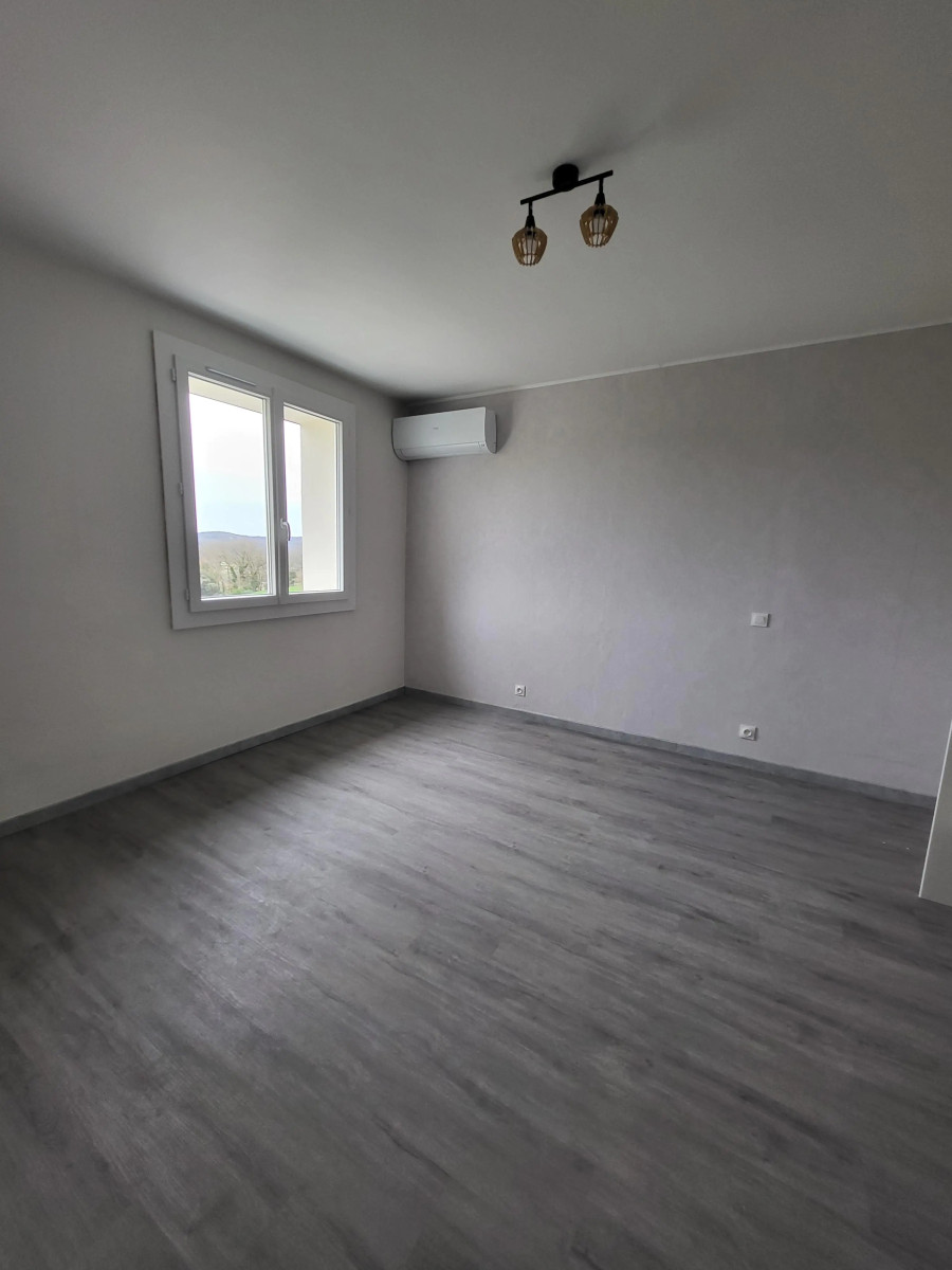
                                                Location
                                                 Maison T4 85.53m² à Domme