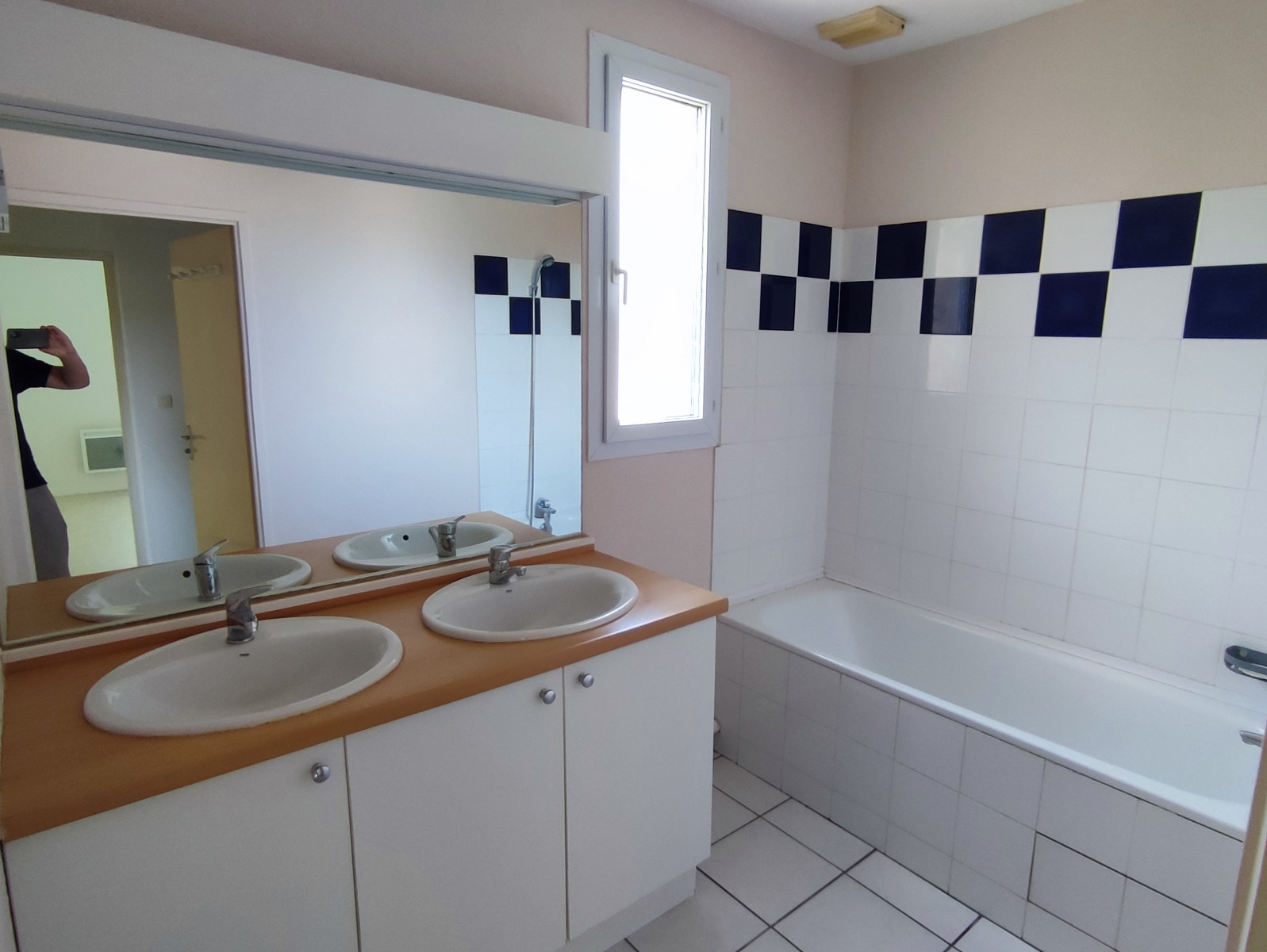 
                                                Location
                                                 Maison T4 85.91m² à Créon