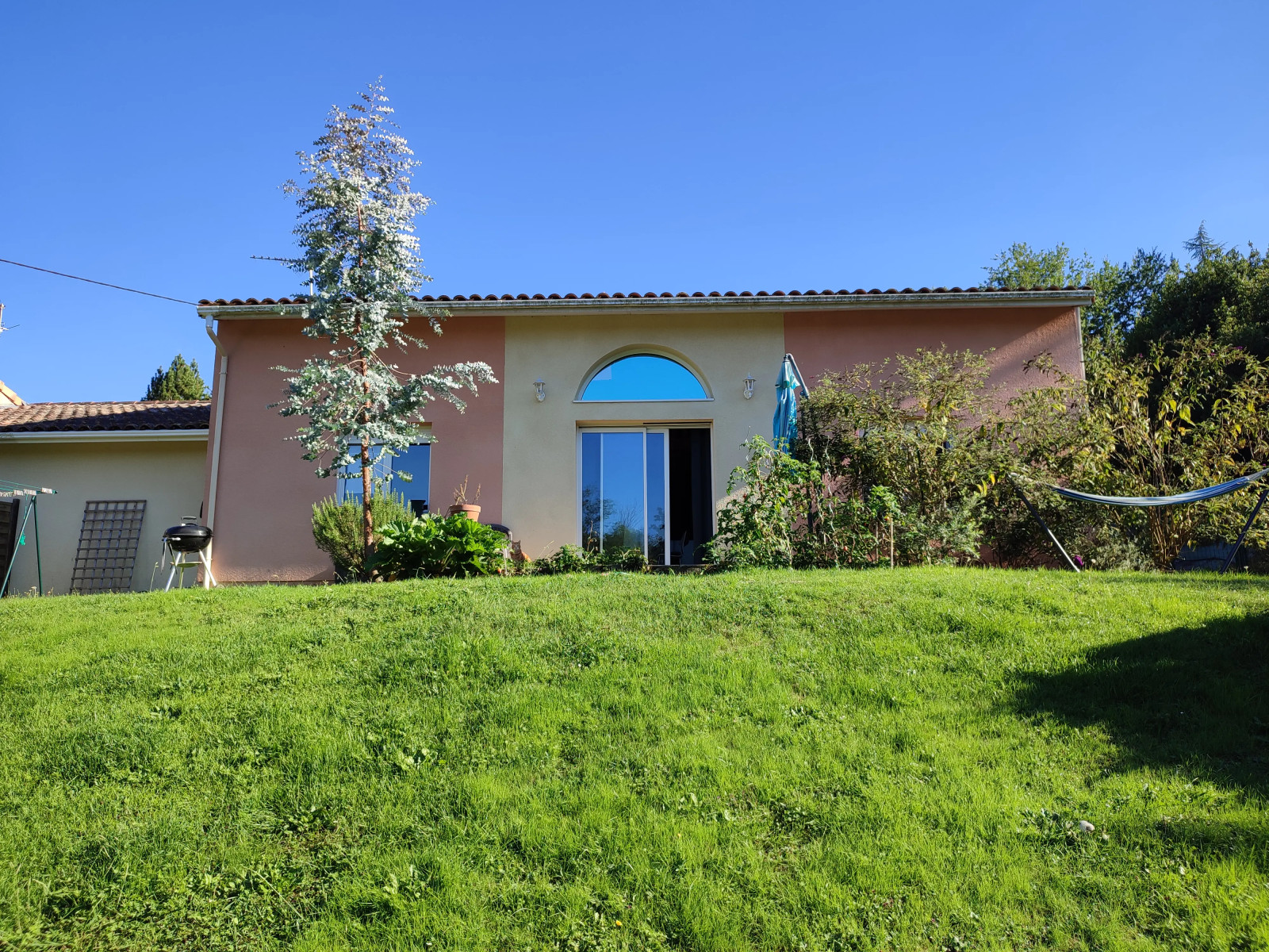 
                                                Location
                                                 Maison T4 98m² à Quinsac