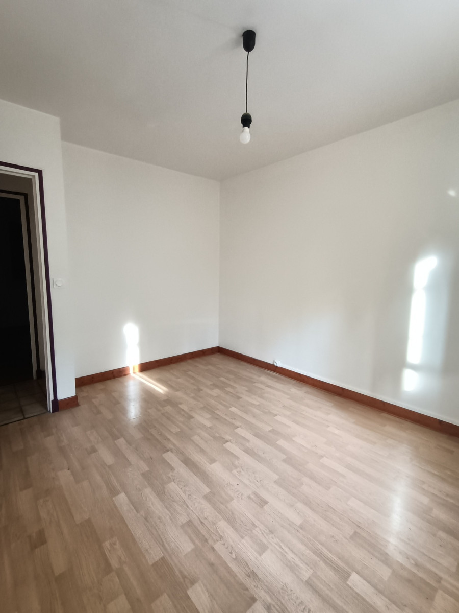 
                                                Location
                                                 Maison T4 avec Garage Cenac