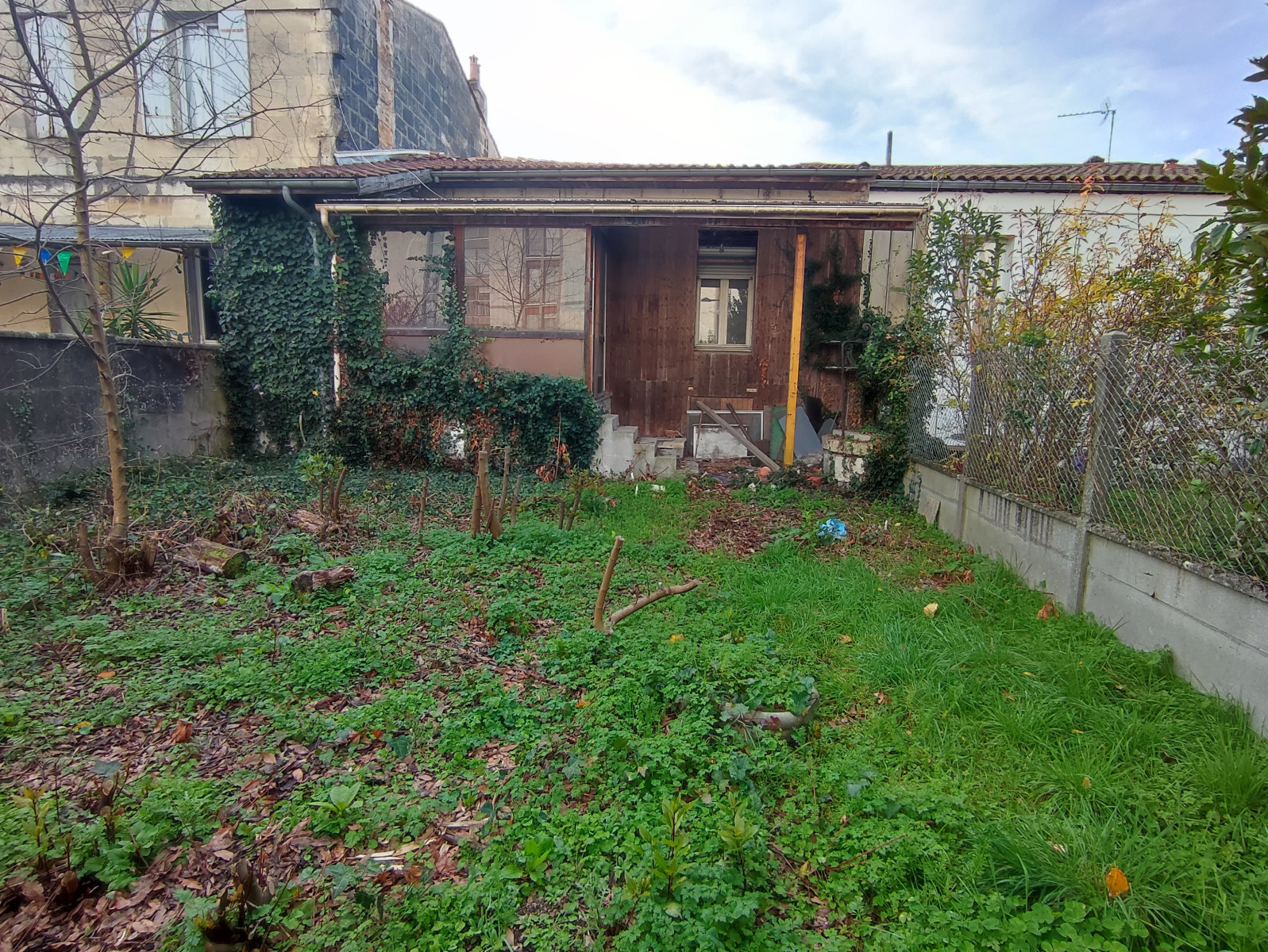 
                                                Vente
                                                 Maison T4 Libre à Bordeaux