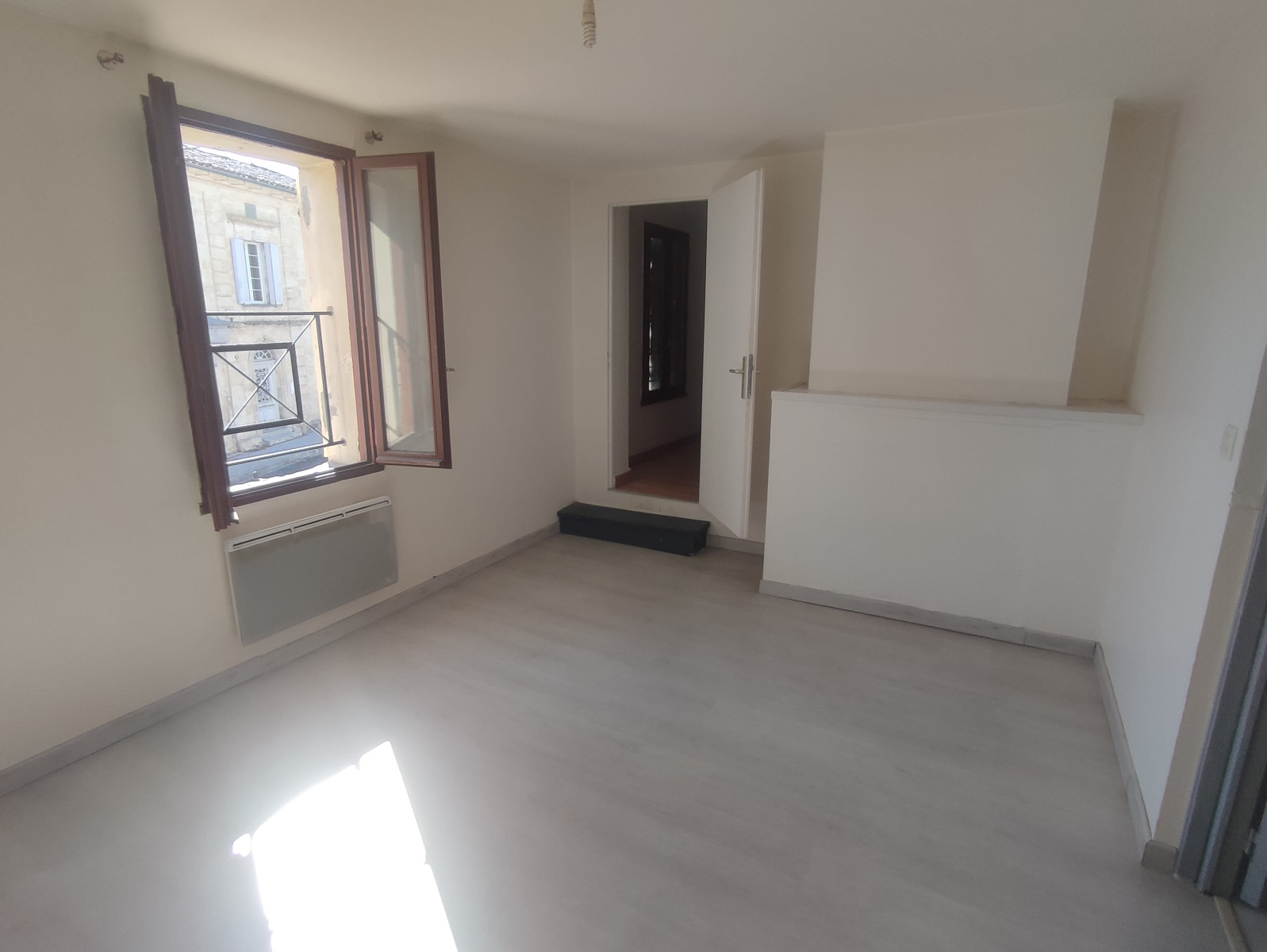
                                                Vente
                                                 Maison T4 Libre à Branne