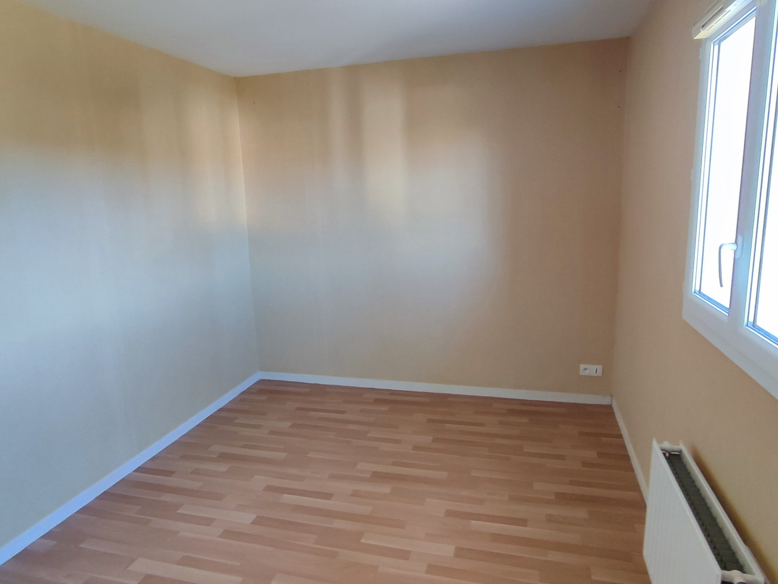 
                                                Vente
                                                 Maison T4 Libre à Villenave-d'Ornon