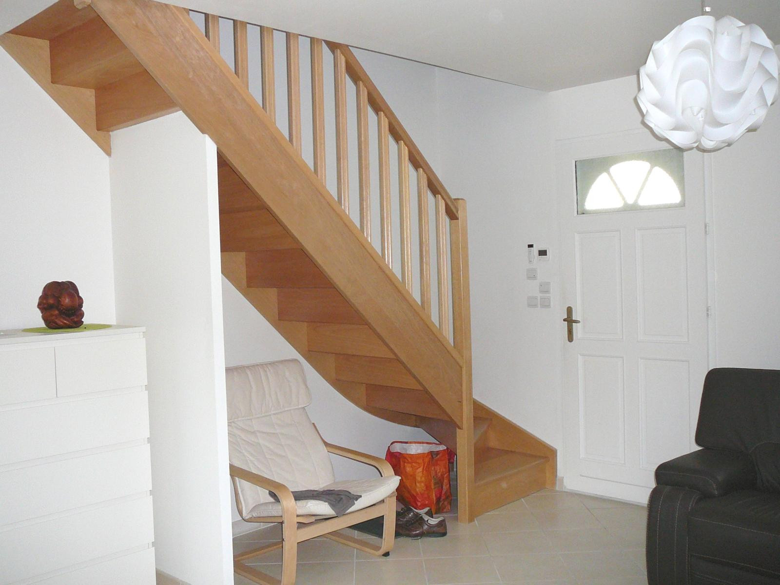 
                                                Location
                                                 Maison T4, récente, fonctionnelle et tranquille ;