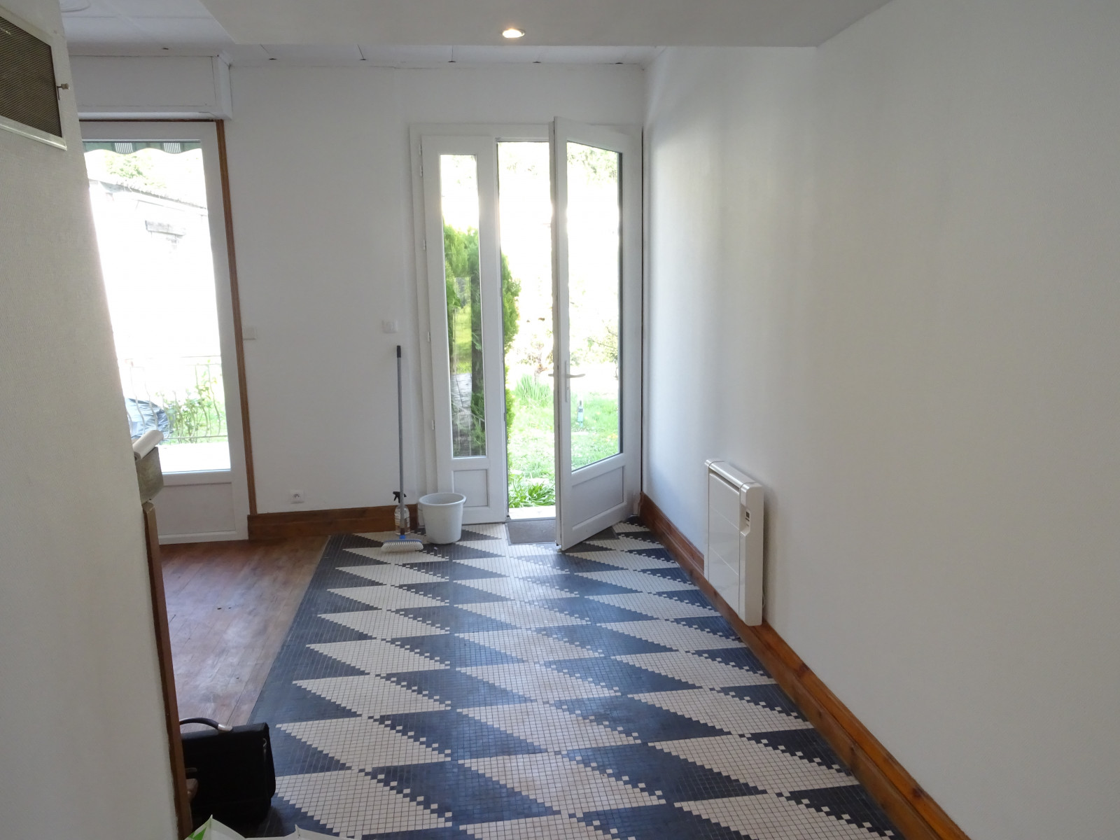 
                                                Location
                                                 Maison T5 130m² à Quinsac