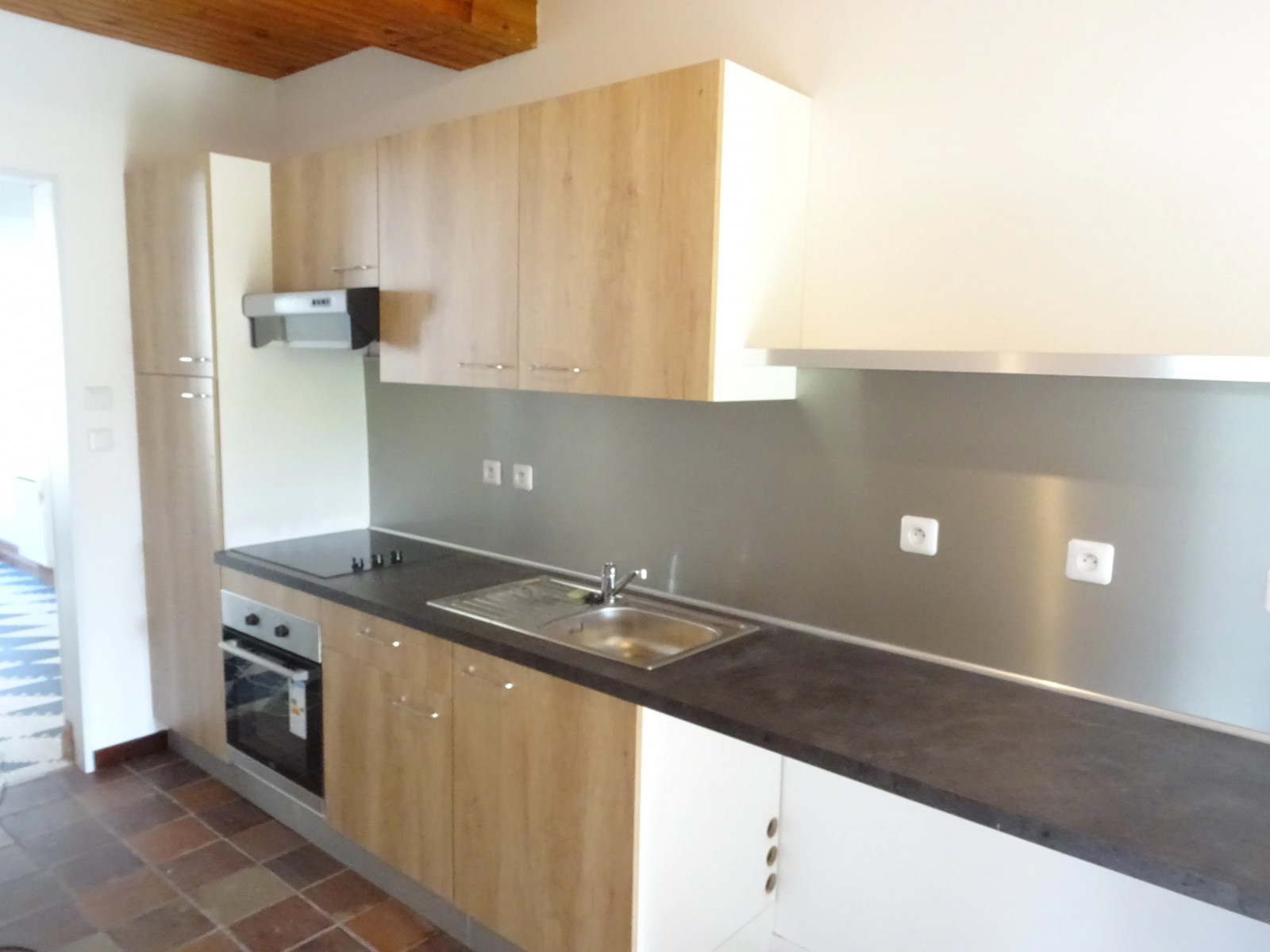 
                                                Location
                                                 Maison T5 130m² à Quinsac