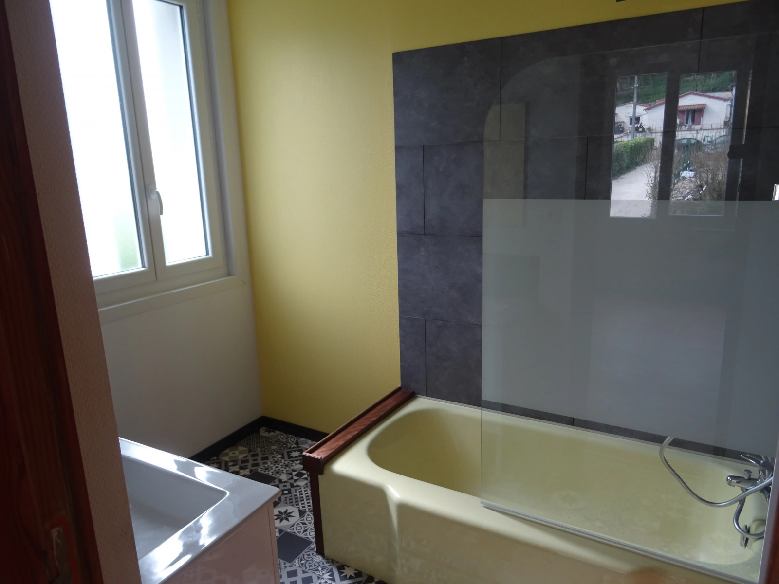 
                                                Location
                                                 Maison T5 130m² à Quinsac