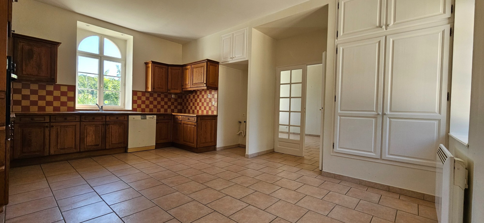 
                                                Location
                                                 Maison T5 149m² à ARRONVILLE