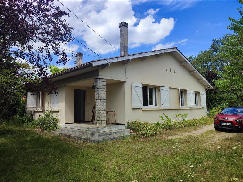 
                                                Location
                                                 Maison T5 / 92.5 m² / Créon / Nu