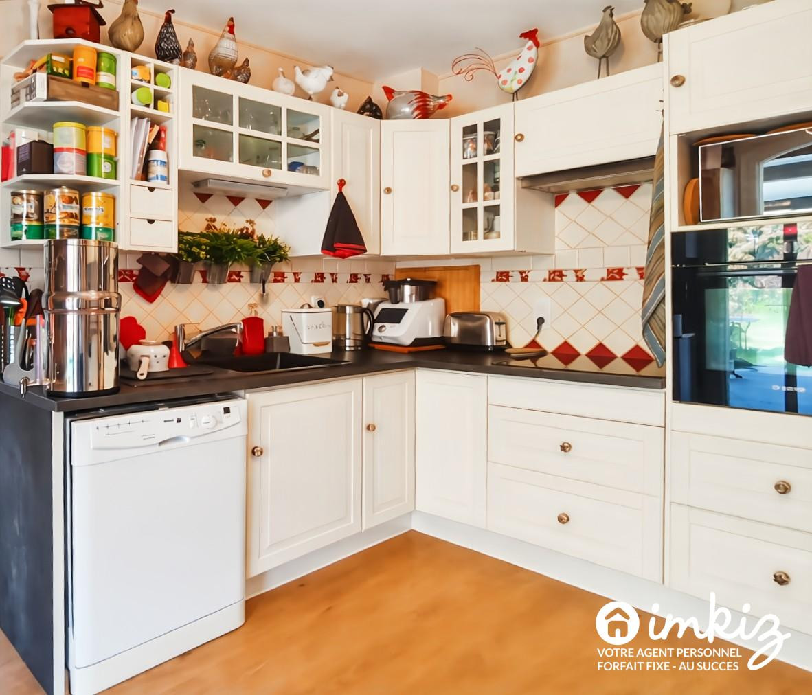 
                                                Vente
                                                 Maison T5 avec grand terrain de 2500 m²