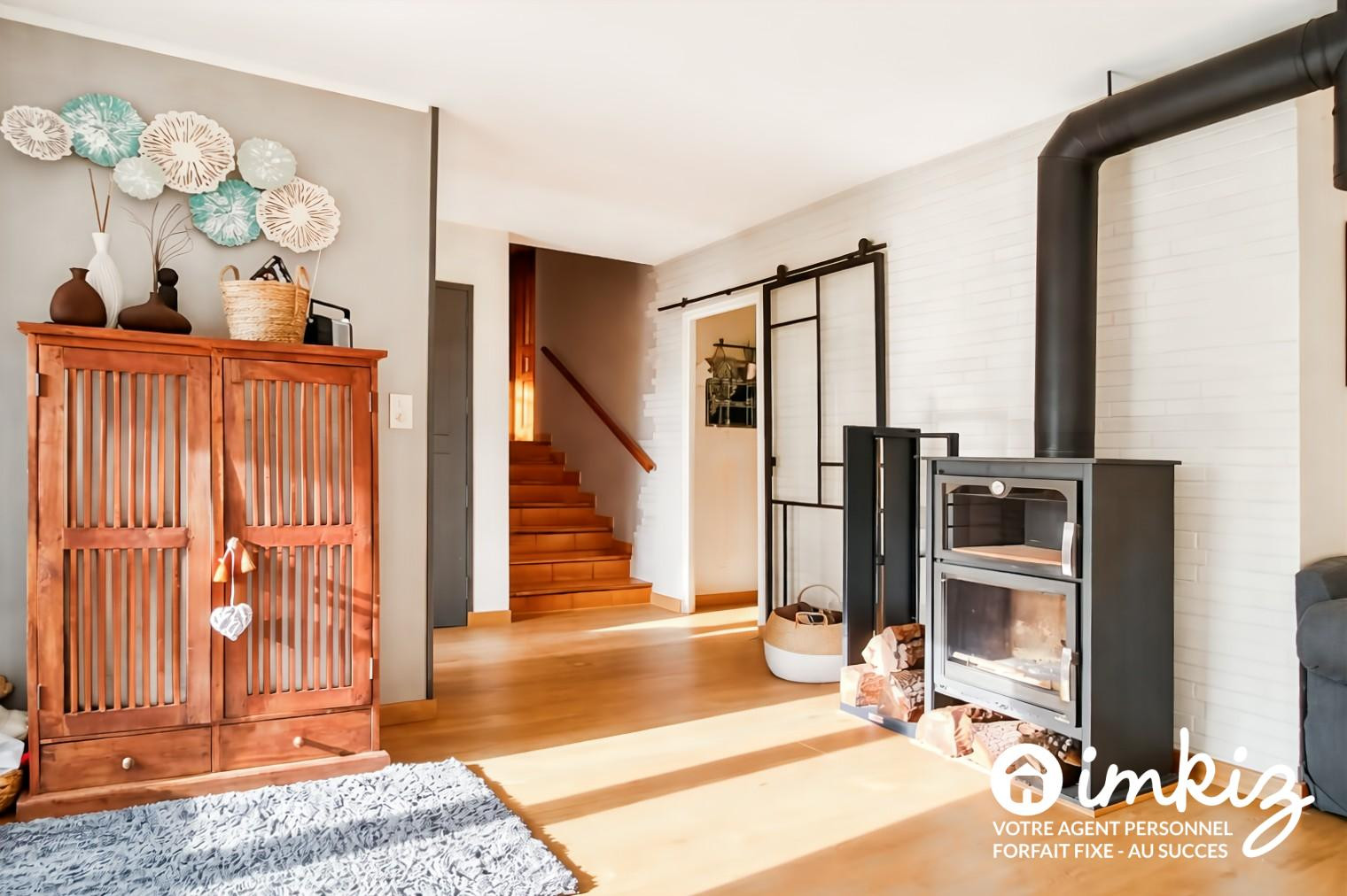 
                                                Vente
                                                 Maison T5 avec grand terrain de 2500 m²