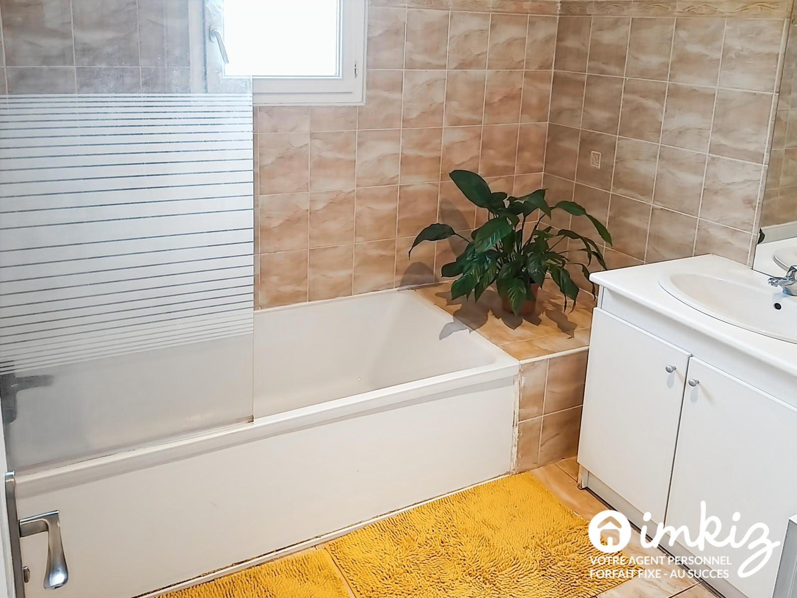 
                                                Vente
                                                 Maison T6 climatisée au calme avec jardin clôturé