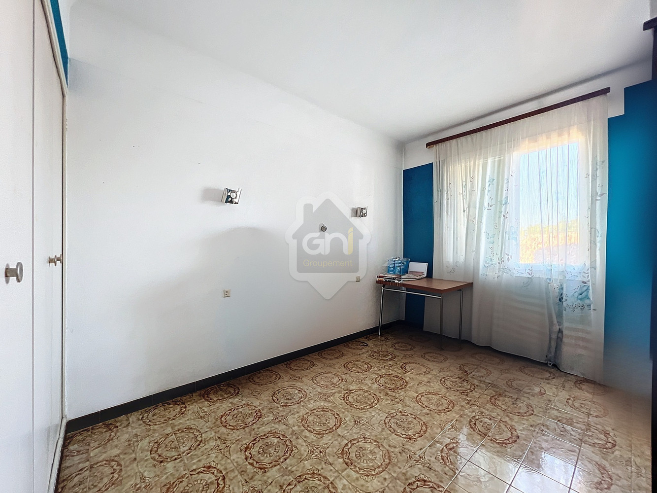 
                                                Vente
                                                 Maison T7 avec extérieur