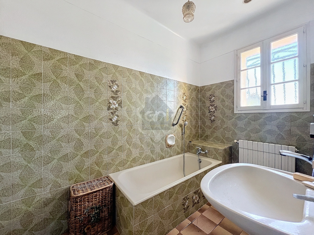 
                                                Vente
                                                 Maison T7 avec extérieur