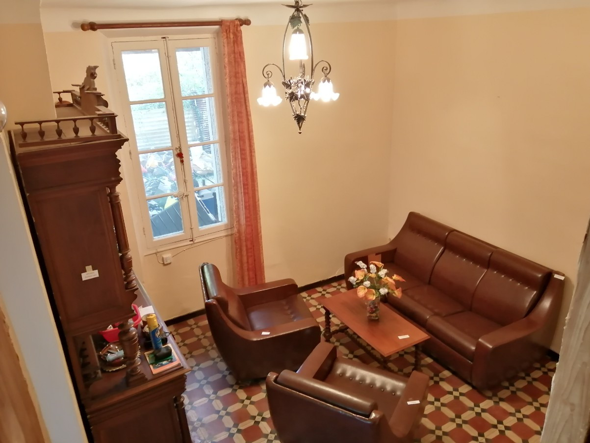 
                                                Vente
                                                 MAISON+TERRAIN CALME 105 M2 4 CHEMINS DES ROUTES