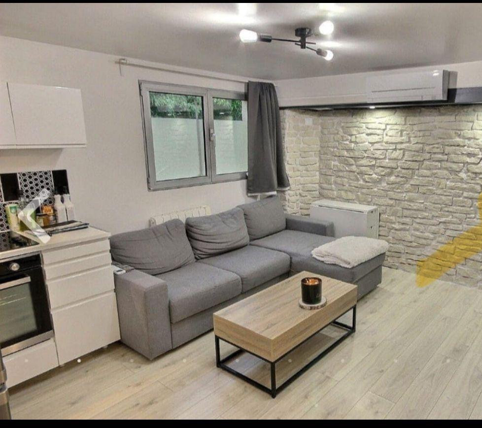 
                                                Location
                                                 Maison tranquille