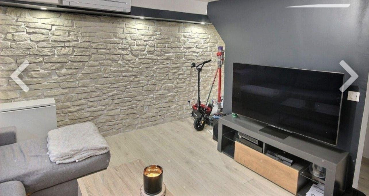 
                                                Location
                                                 Maison tranquille