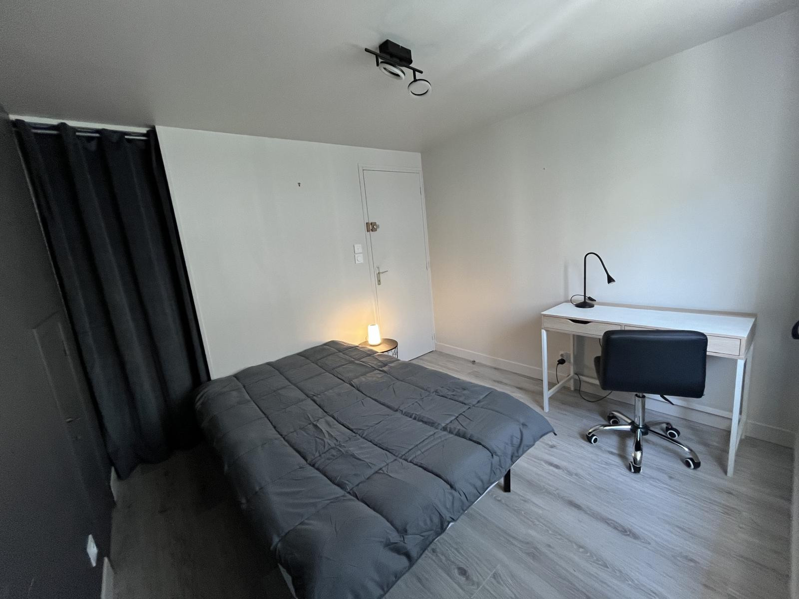 
                                                Colocation
                                                 Maison tranquille