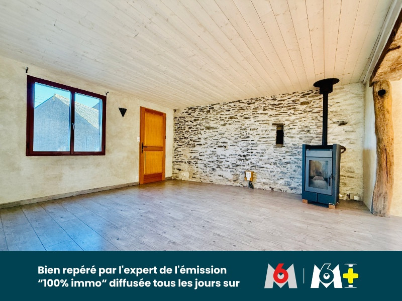 
                                                Vente
                                                 MAISON - VAIR-SUR-LOIRE - 117 m2 - 4 CHAMBRES - jARDIN