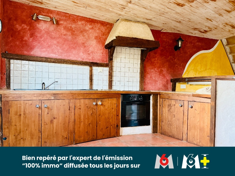 
                                                Vente
                                                 MAISON - VAIR-SUR-LOIRE - 117 m2 - 4 CHAMBRES - jARDIN