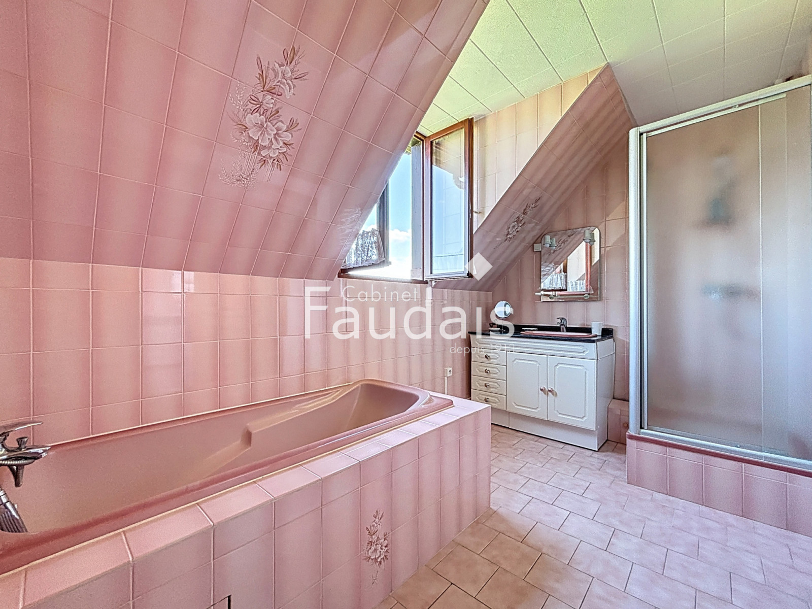 
                                                Vente
                                                 maison/villa 4 pièces