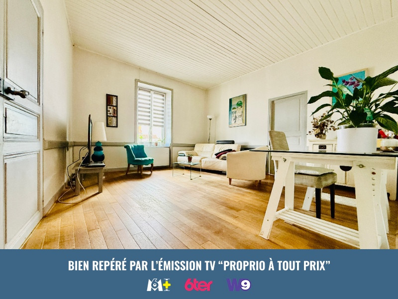 
                                                Vente
                                                 MAISON - VUE LOIRE - 3 CHAMBRES - GARAGE - COURS