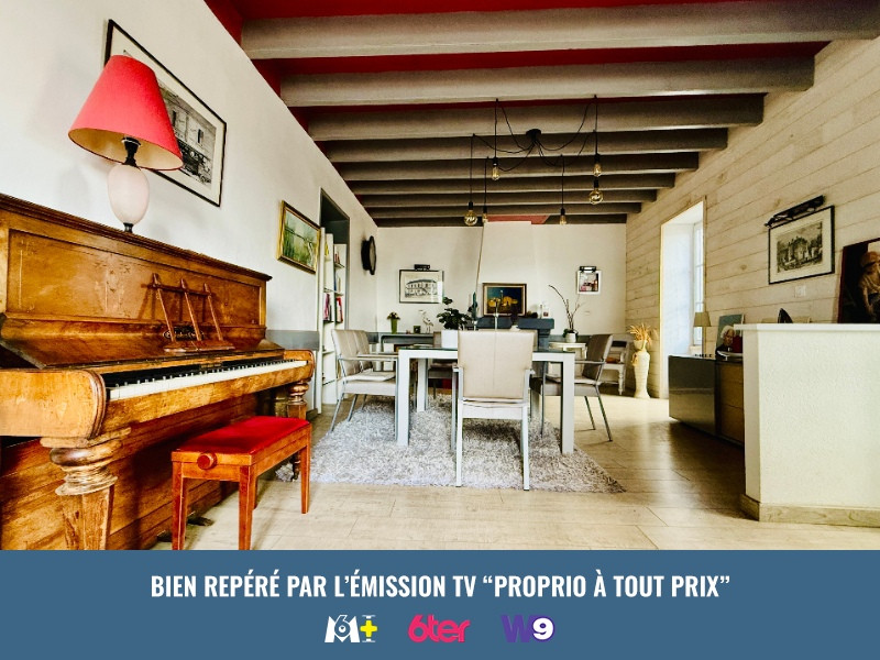 
                                                Vente
                                                 MAISON - VUE LOIRE - 3 CHAMBRES - GARAGE - COURS