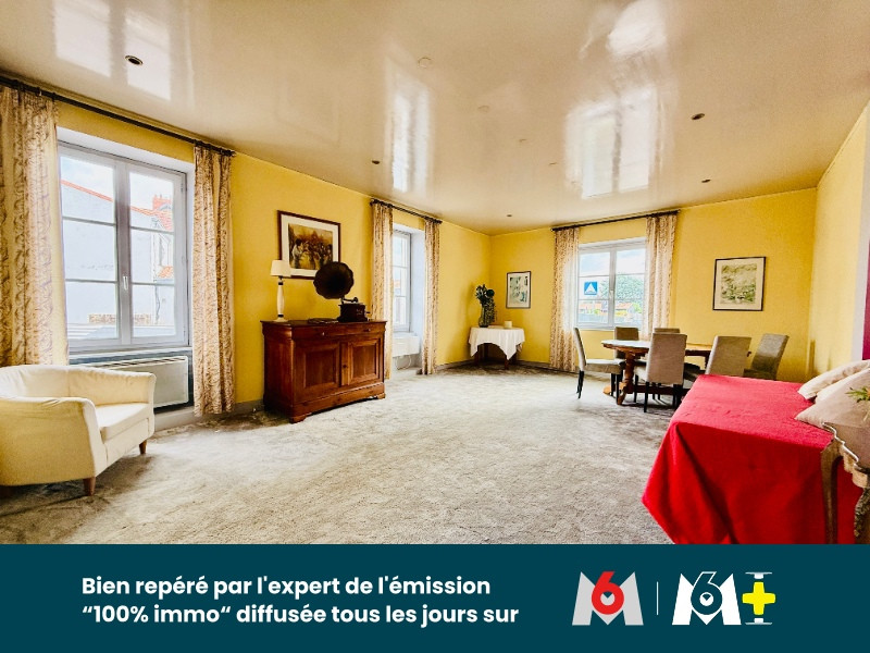 
                                                Vente
                                                 MAISON - VUE LOIRE - 3 CHAMBRES - GARAGE - COURS