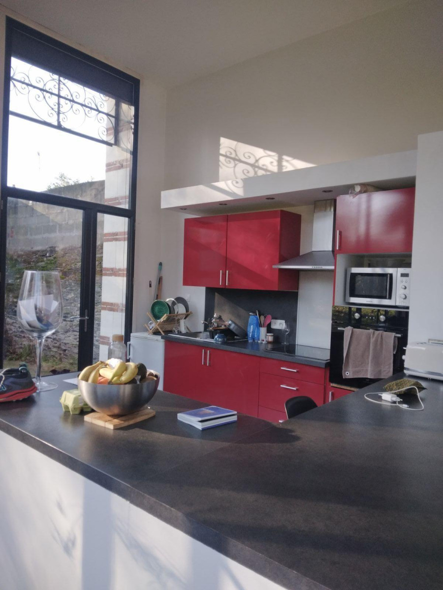 
                                                Location
                                                 Maisonnette dans un parc privé d'1ha