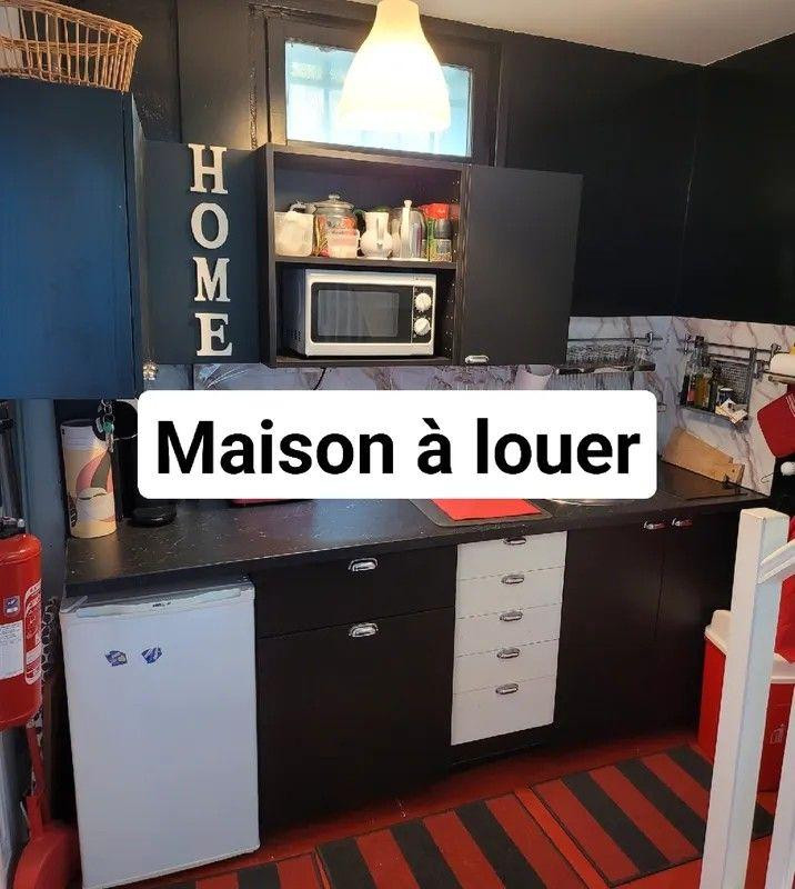 
                                                Location
                                                 Maisonnette de ville meublée 30m² bail de 9 mois