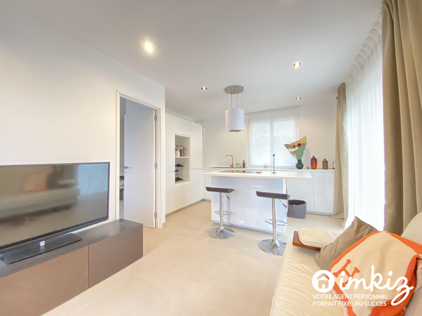 
                                                Vente
                                                 MAISONNETTE RENOVEE - TERRAIN