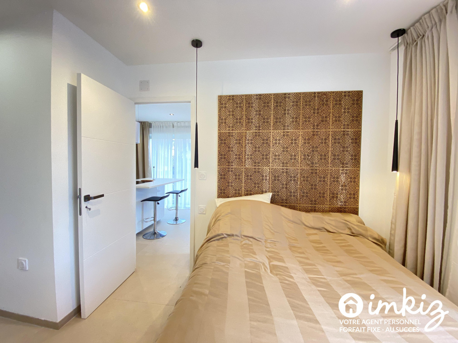 
                                                Vente
                                                 MAISONNETTE RENOVEE - TERRAIN