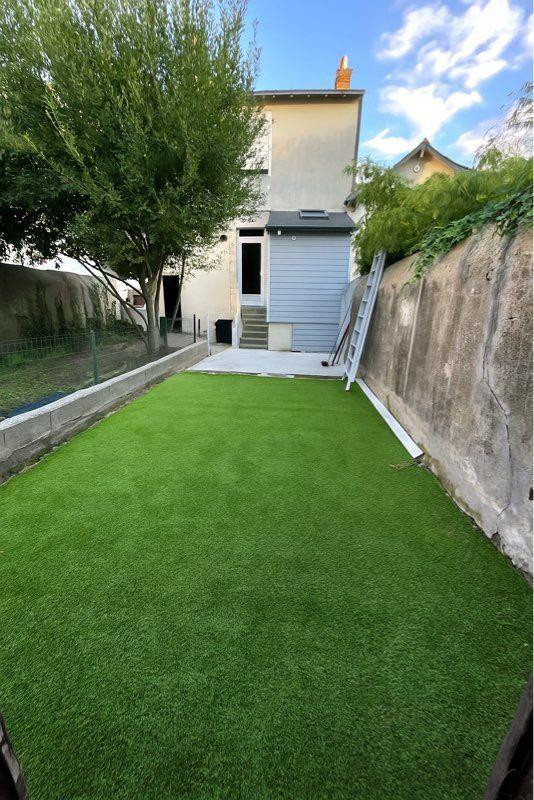 
                                                Location
                                                 Maisonnette T2 37m² rénovée avec jardin privatif