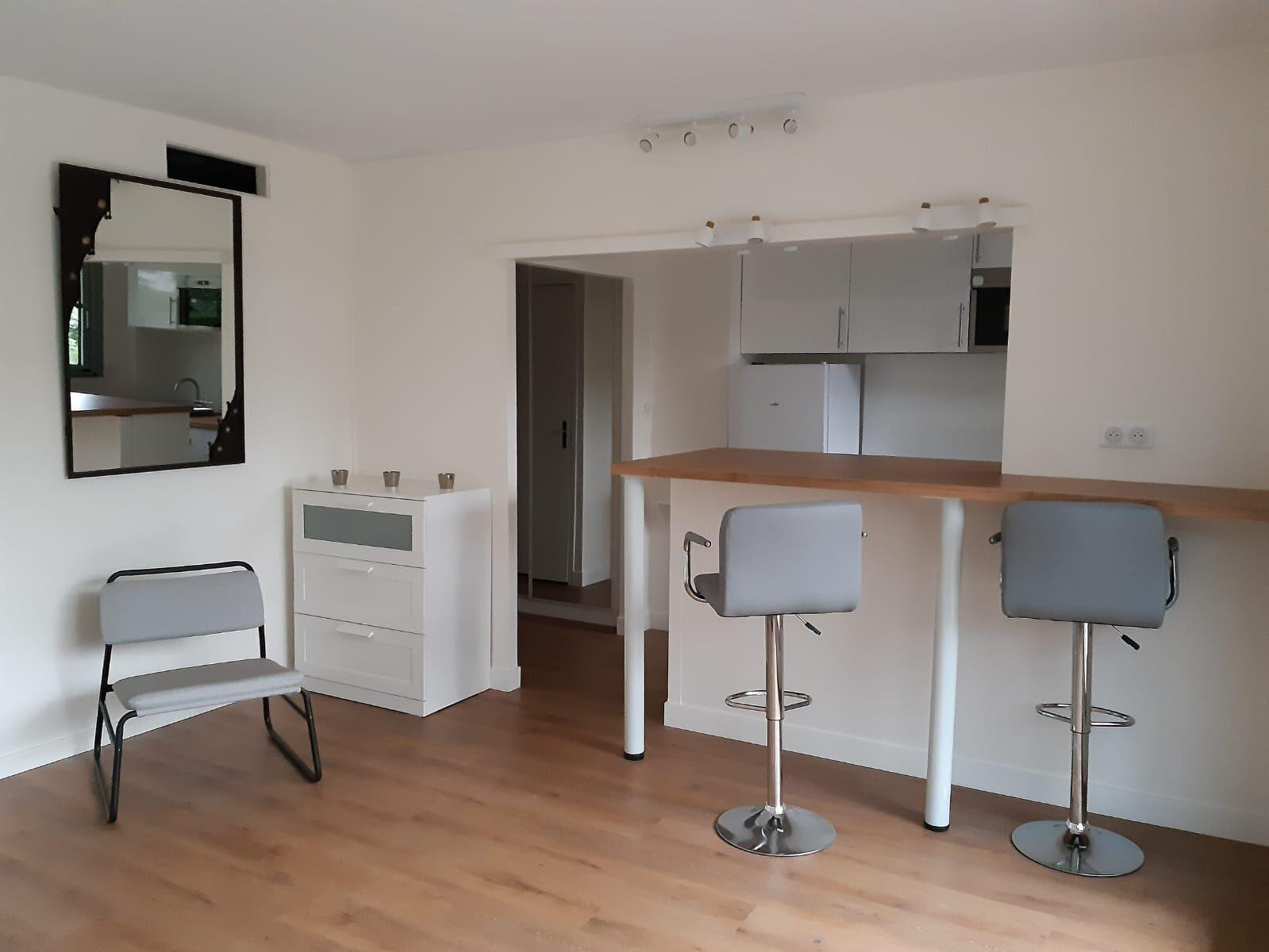 
                                                Location
                                                 Maisons-Laffitte 32m2 meublé refait à neuf