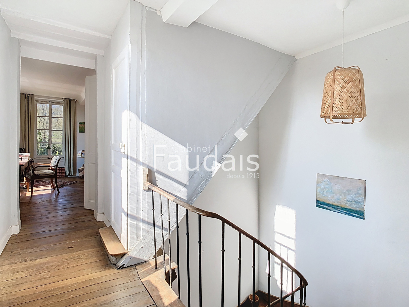 
                                                Vente
                                                 Manoir 18 ème siècle avec gite au coeur de la Suisse Normand