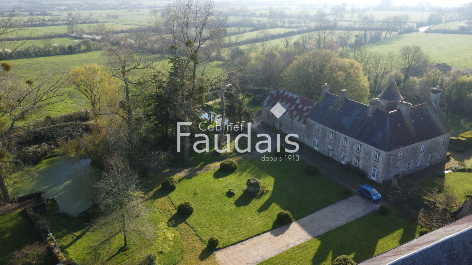 
                                                Vente
                                                 Manoir du 16ème siècle dans le cotentin