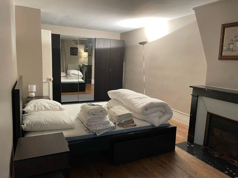 
                                                Location
                                                 Marais Saint Paul - 2 pièces meublé - 44m2