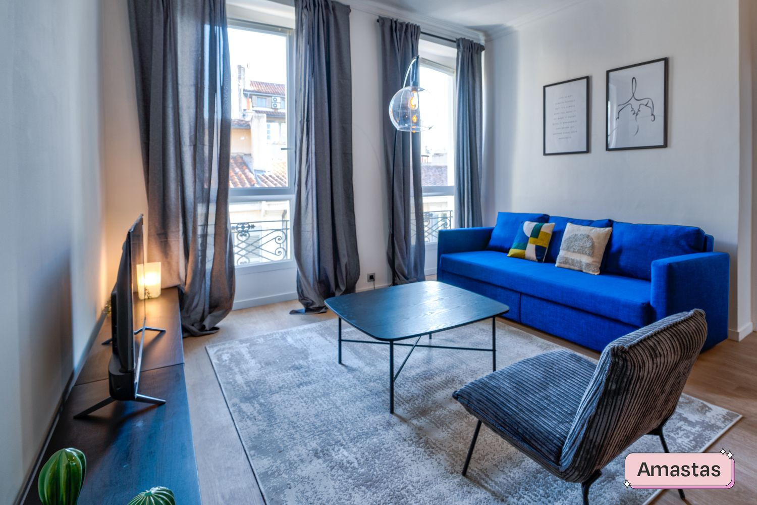 
                                                Location
                                                 Marseille 13001 - Appartement T2 lumineux proche du Vieux Port