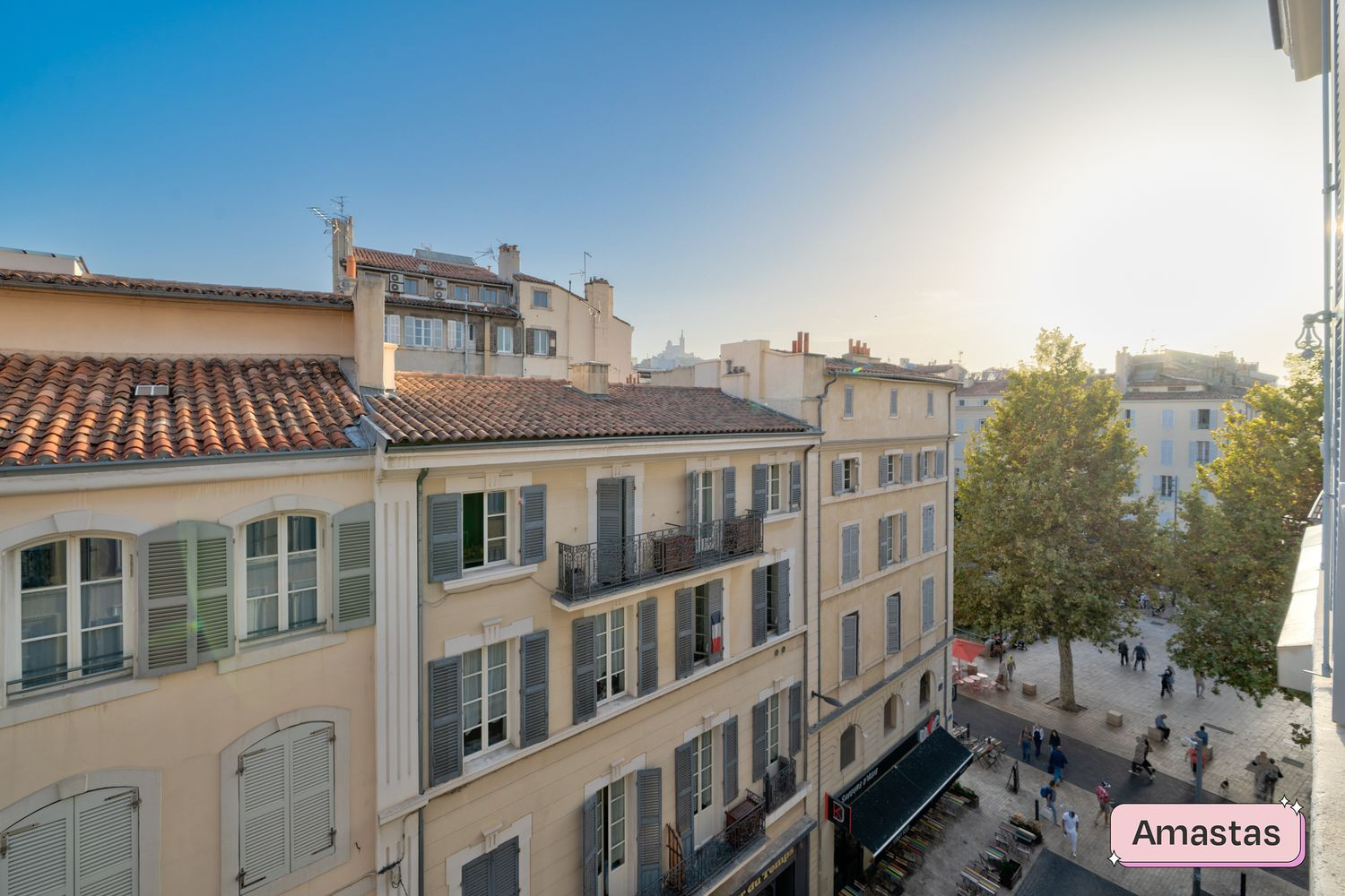 
                                                Location
                                                 Marseille 13001 - Appartement T2 lumineux proche du Vieux Port