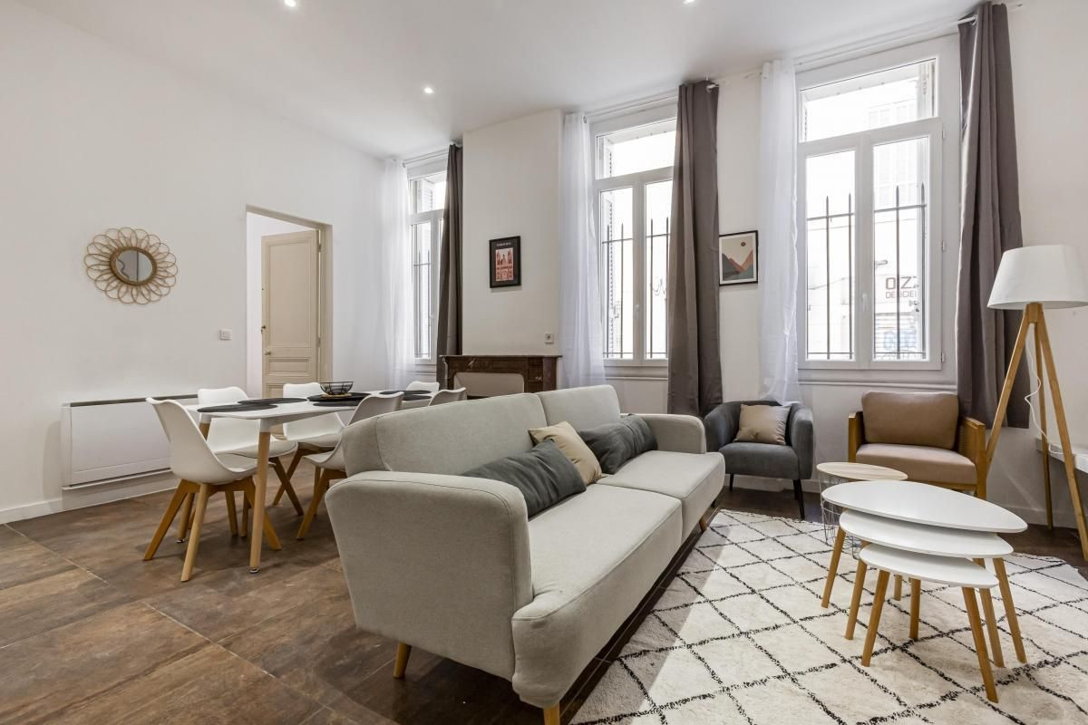 
                                                Colocation
                                                 Marseille 13001 - Colocation 4 chambres au pied de Saint Charles