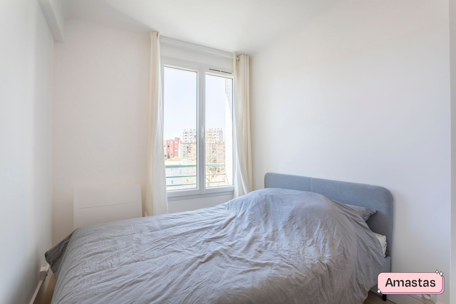 
                                                Location
                                                 Marseille 13003 - Appartement T3 en plein cœur du centre ville