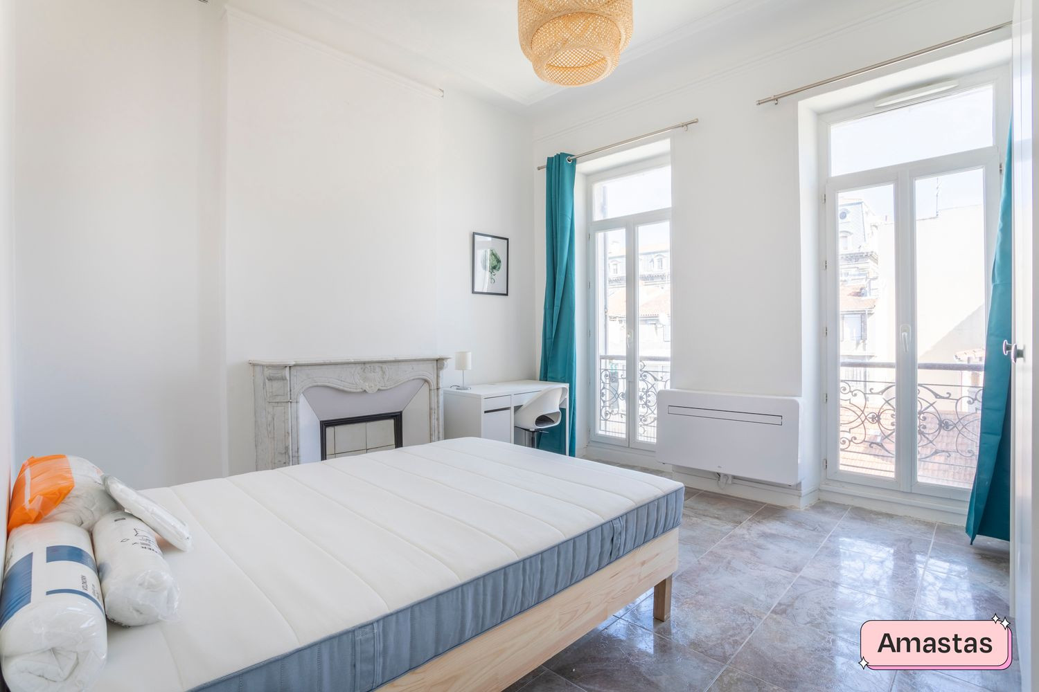 
                                                Colocation
                                                 Marseille 13003 - Spacieuse colocation T5 secteur Gare Saint Charles