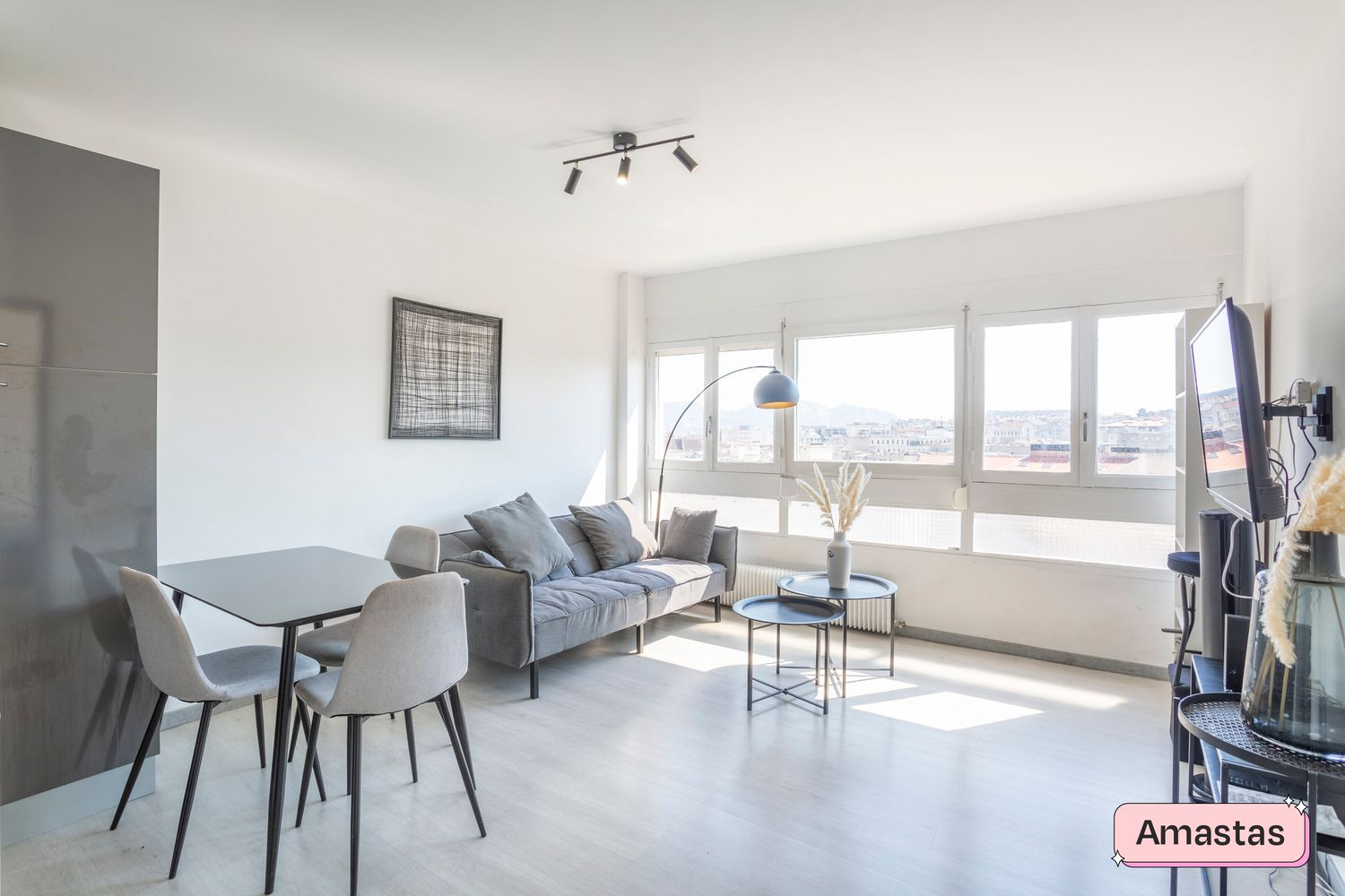 
                                                Colocation
                                                 Marseille 13006 - Superbe Colocation T4 Avenue Jules Cantini