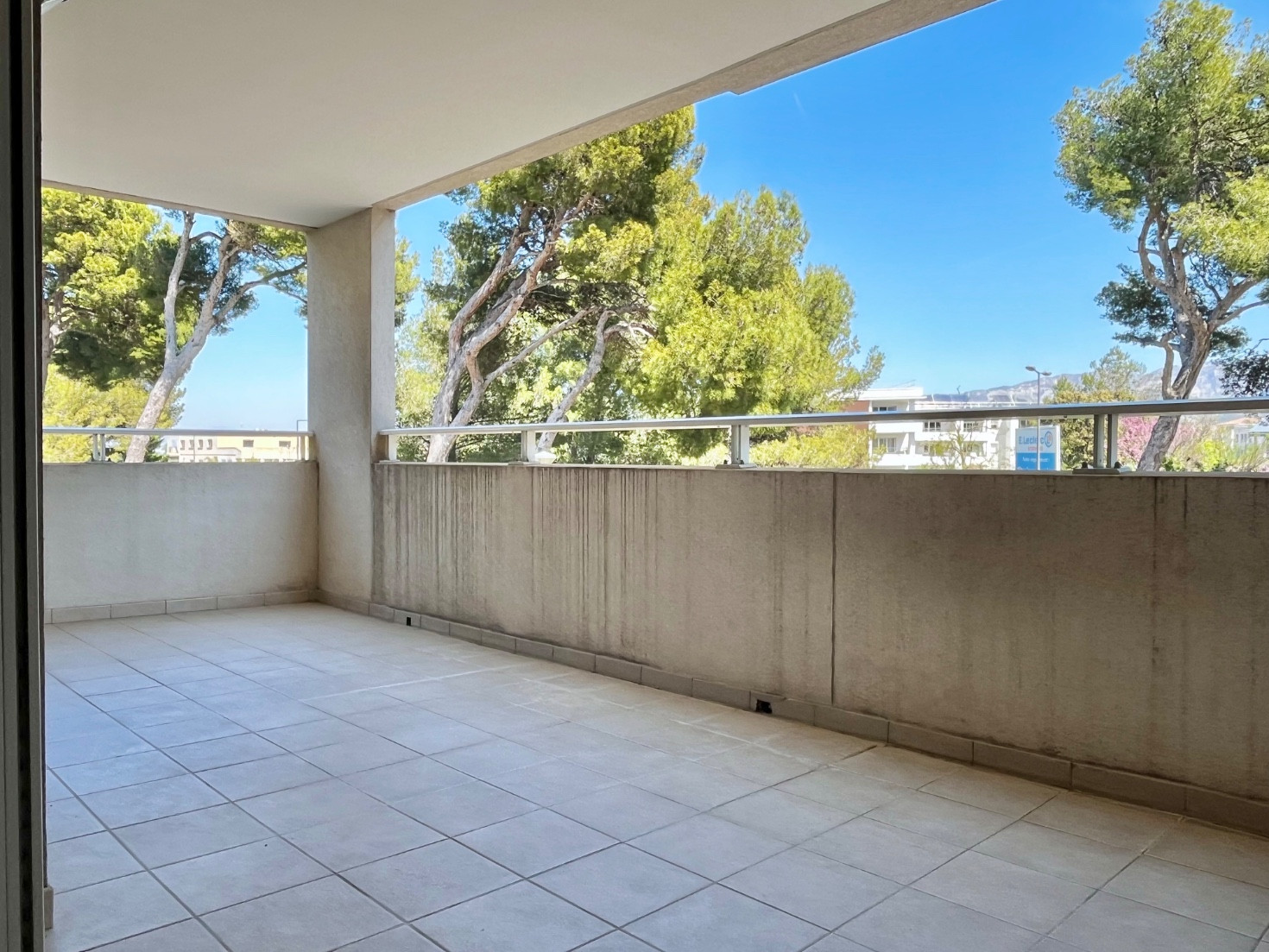 
                                                Vente
                                                 Marseille 13009 Le Roy d'Espagne