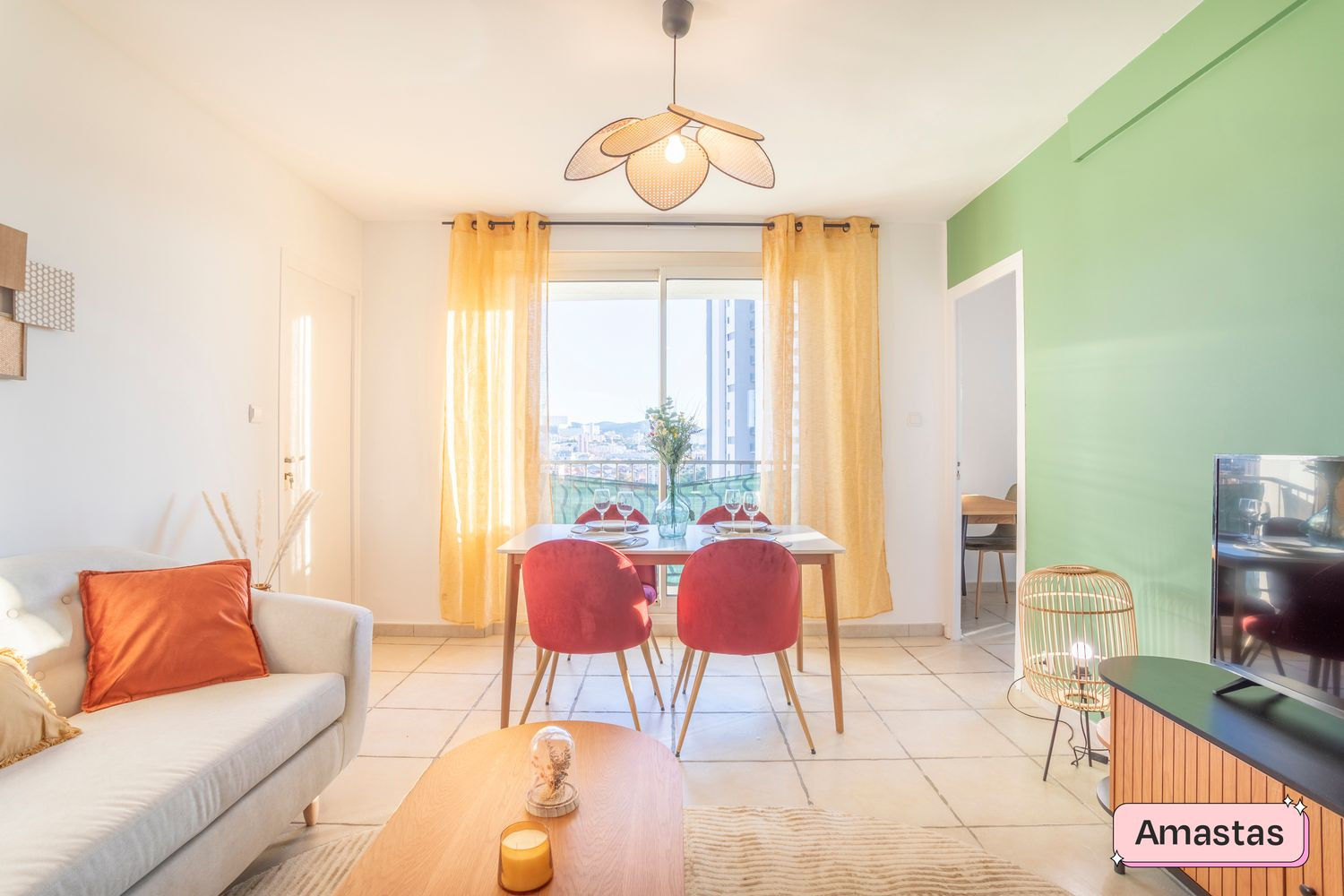 
                                                Colocation
                                                 Marseille 13010 - Appartement T5 avec 2 salles d'eau en colocation avec balcon et parking résidentiel - Quartier de la Timone