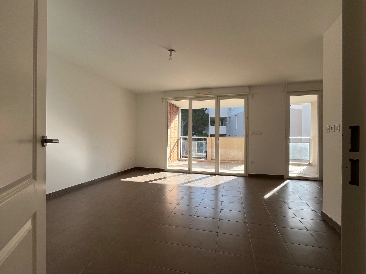 
                                                Vente
                                                 Marseille Le Roy d'Espagne