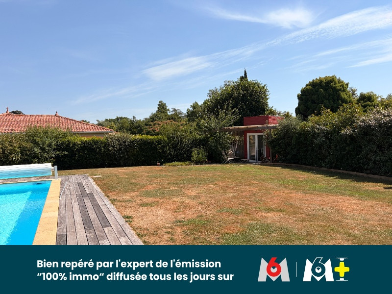 
                                                Vente
                                                 Mas Provençal 6 Chambres + 1 Bureau