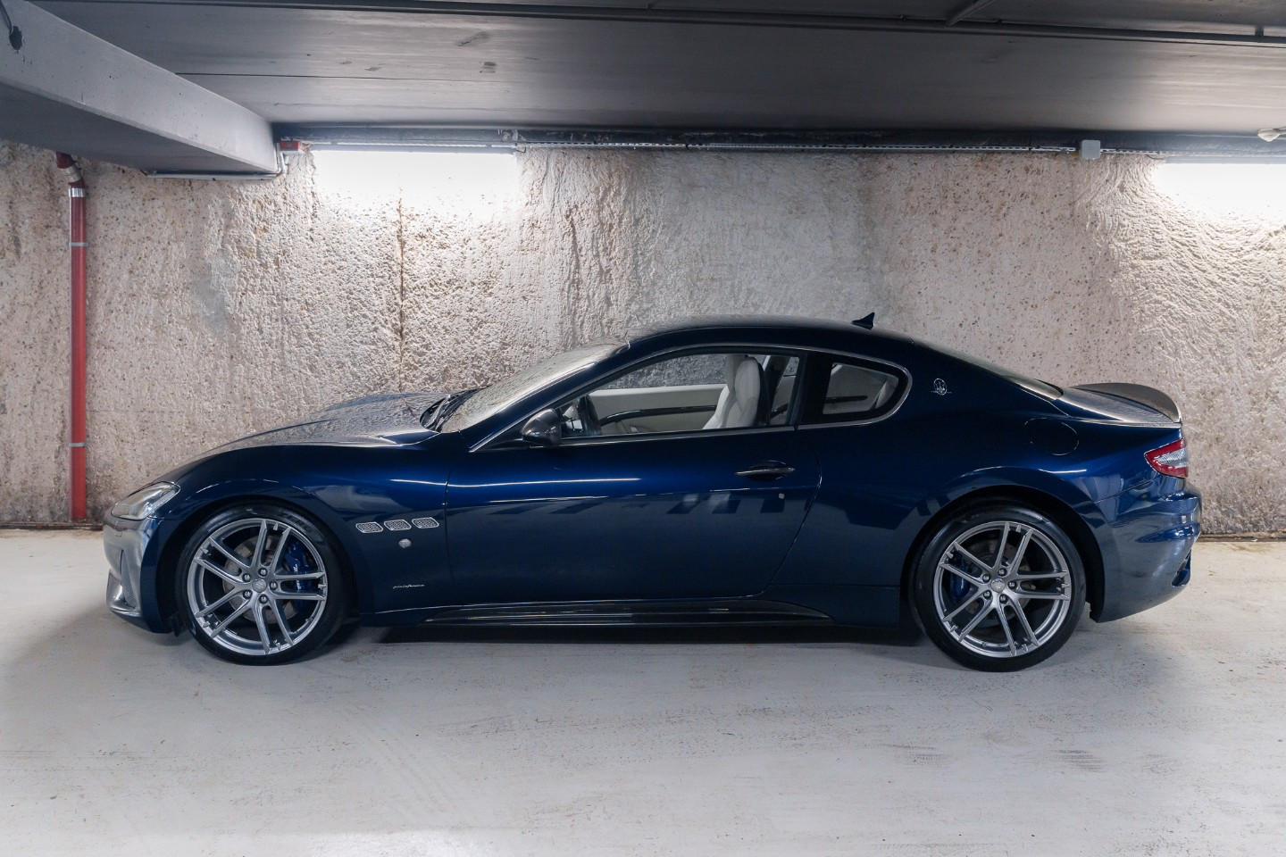 
                                                Voiture
                                                 Maserati GranTurismo Sport
