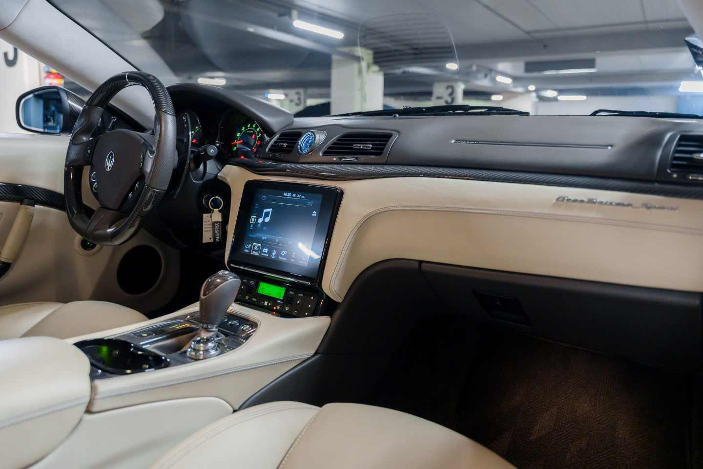 
                                                Voiture
                                                 Maserati GranTurismo Sport